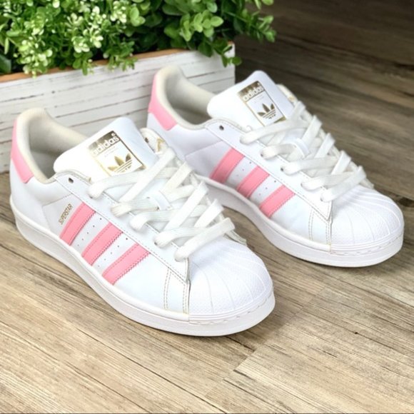 adidas pink stripes shoes